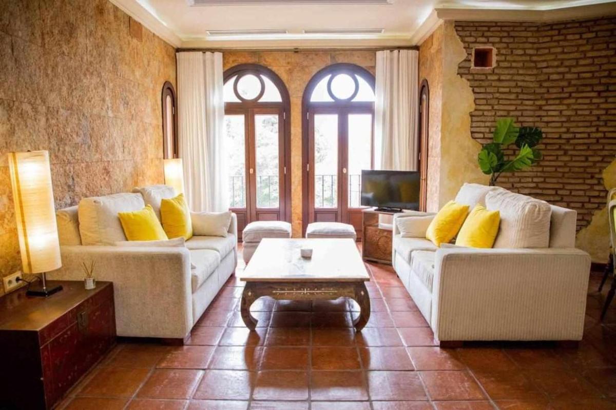 Monkeys Apartments Adriano & Terrace Seville Exterior photo
